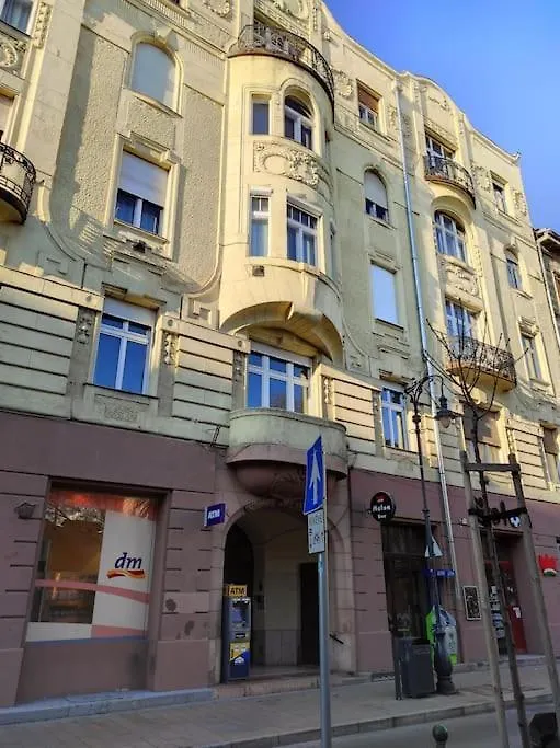 Chic Luxury Studio In Central Budapest - Tropical Maďarsko